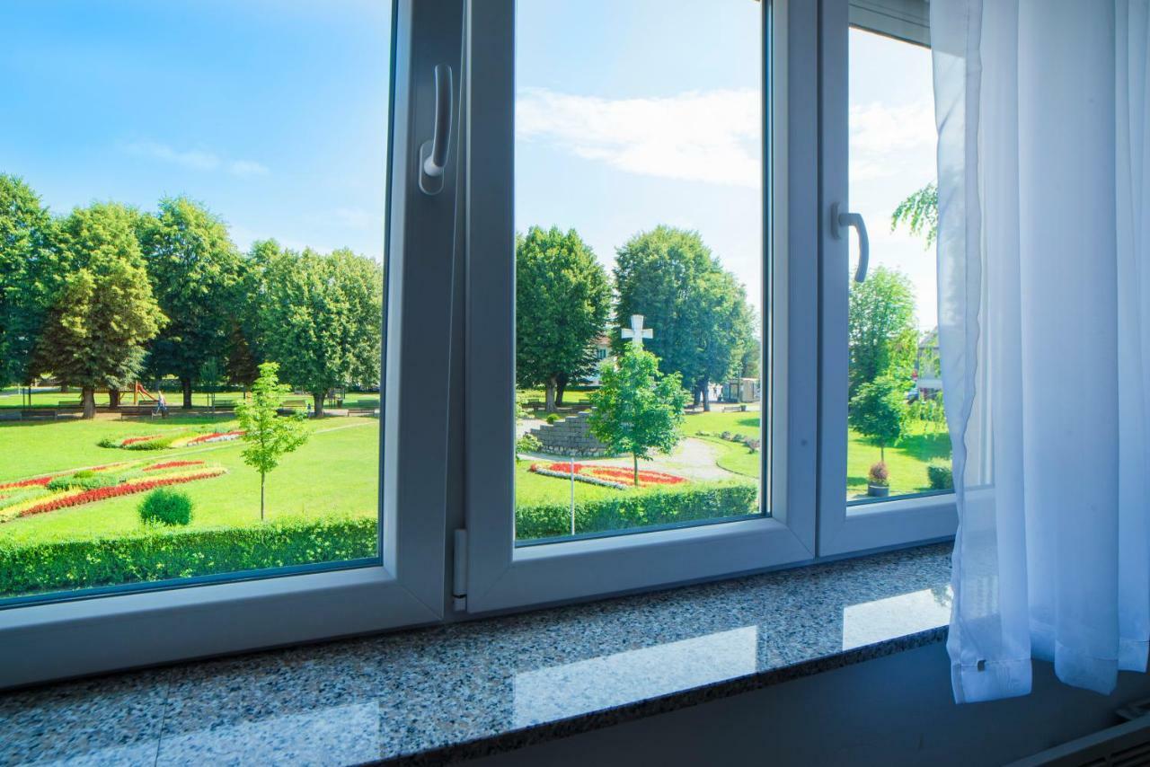Apartman Visnja スルニュ エクステリア 写真