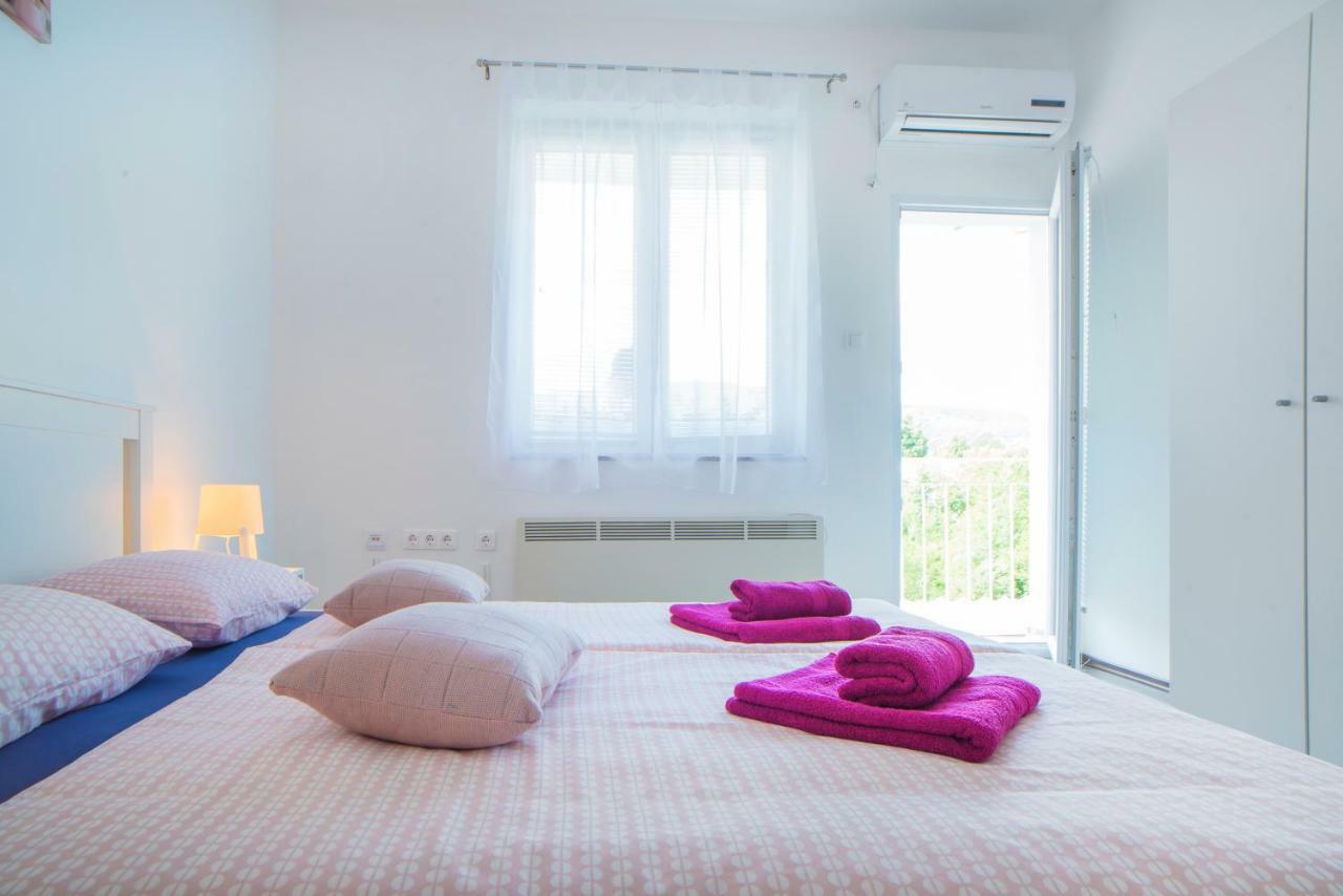 Apartman Visnja スルニュ エクステリア 写真